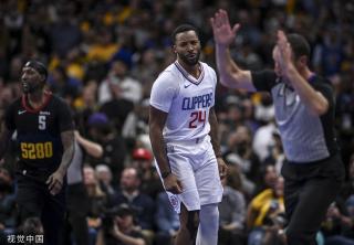 在英超赛场 在英超赛场