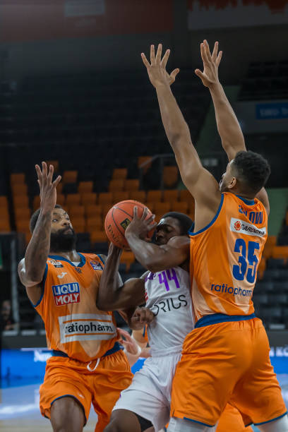 复杂的赛车 复杂的赛车